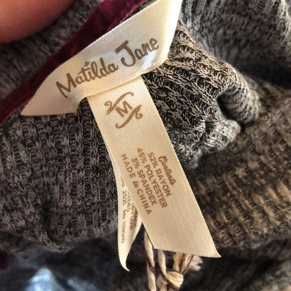 Matilda Jane Kaya Drape Back Tunic Top, Size M - Picture 6 of 7